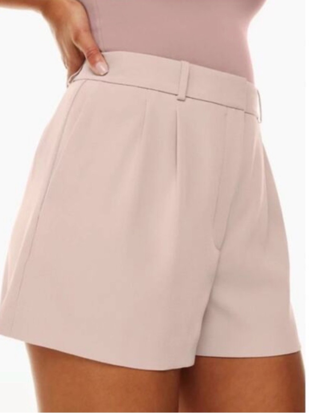 Aritzia Pleated 3” Shorts in Poetic Pink
